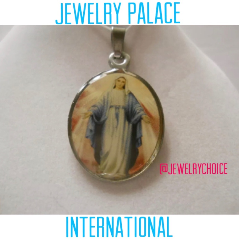 🆕Stainless Steel Virgin Mary Pendant.